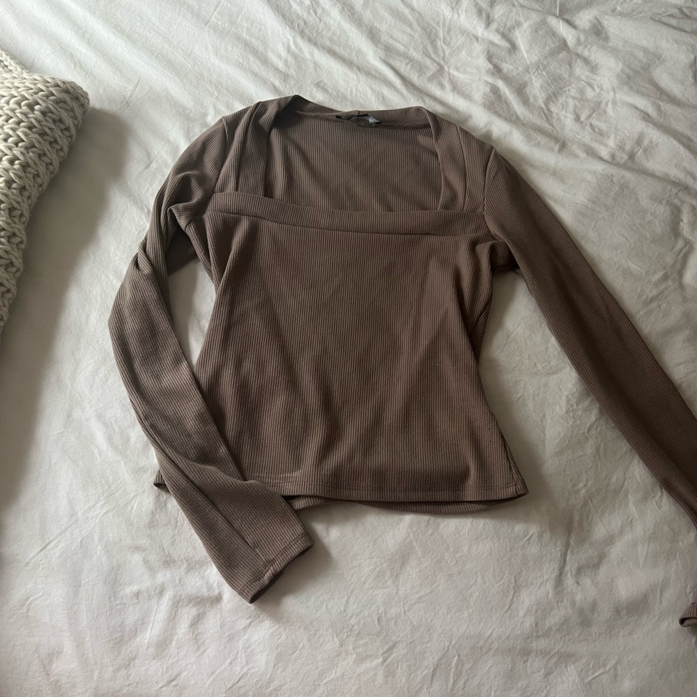 Square neck longsleeve